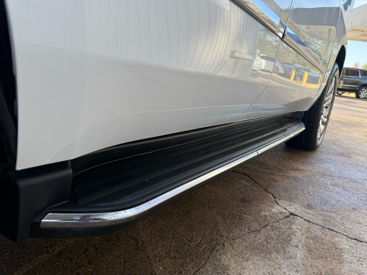 Cadillac Escalade Standard 2WD 2018