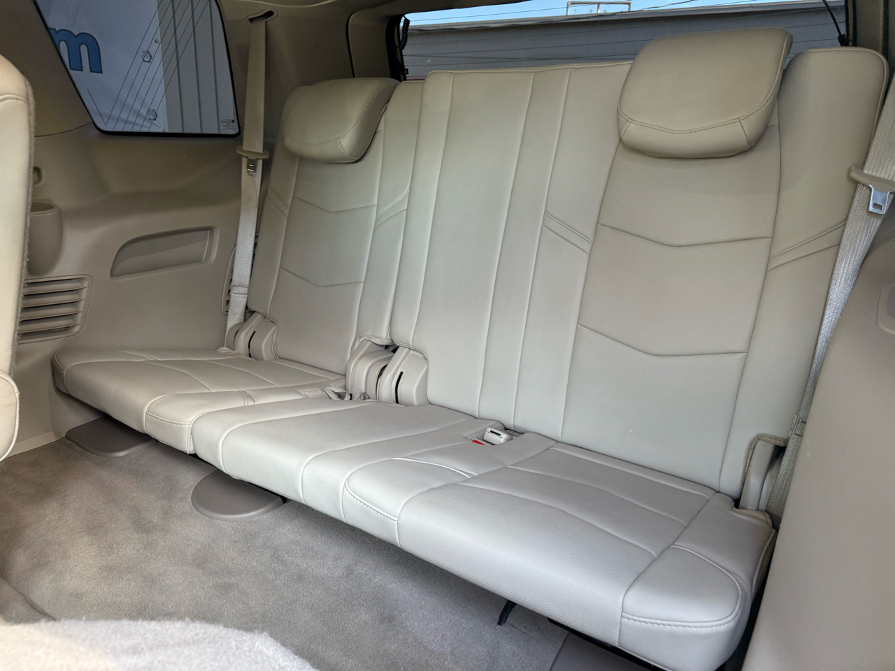 Cadillac Escalade Standard 2WD 2018