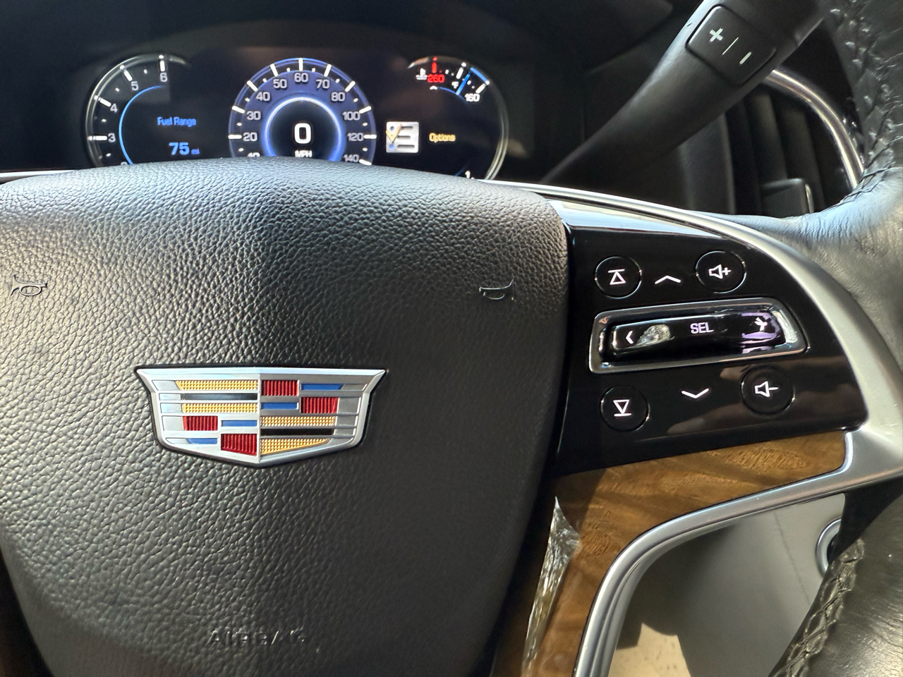 Cadillac Escalade Standard 2WD 2018