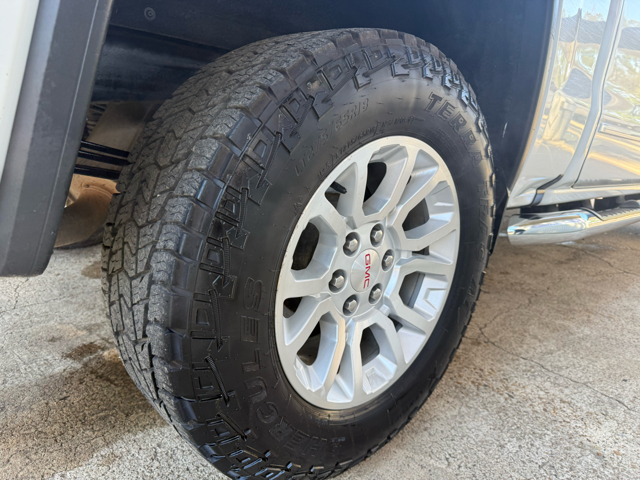 GMC Sierra 1500 SLE Crew Cab Long Box 4WD 2018