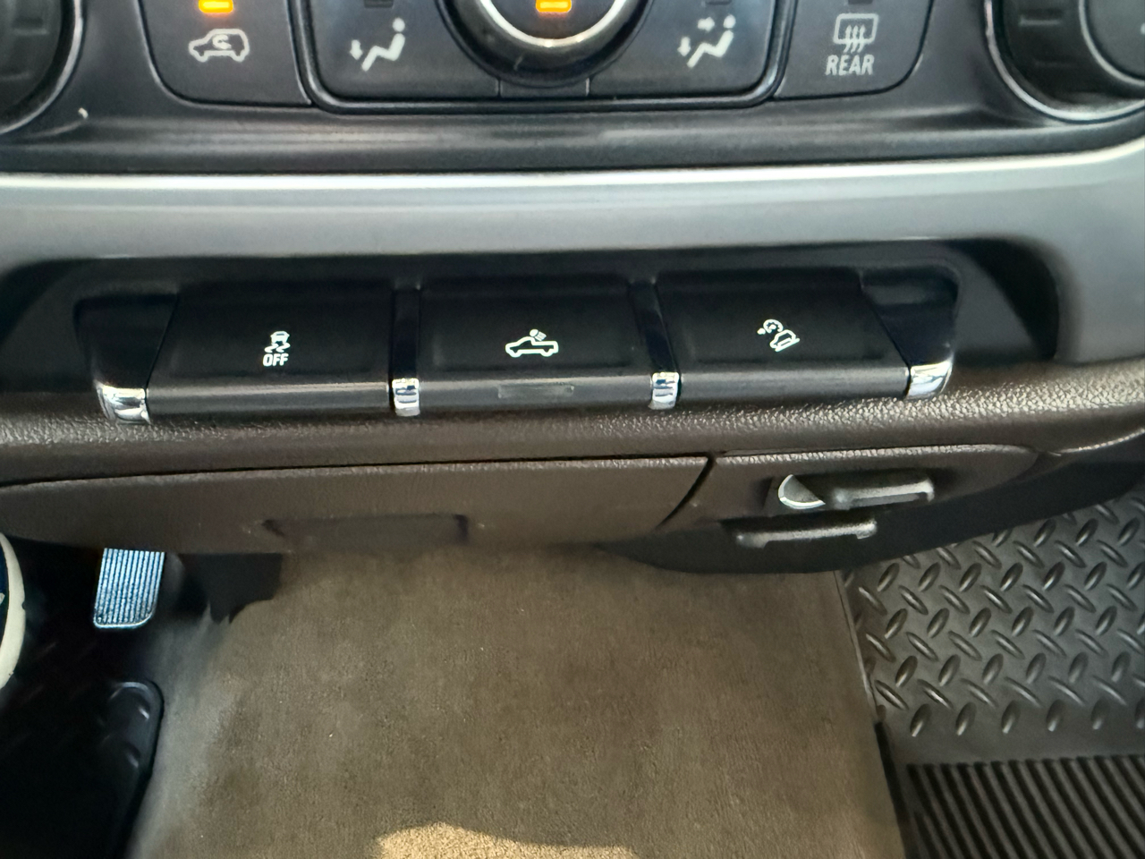 GMC Sierra 1500 SLE Crew Cab Long Box 4WD 2018