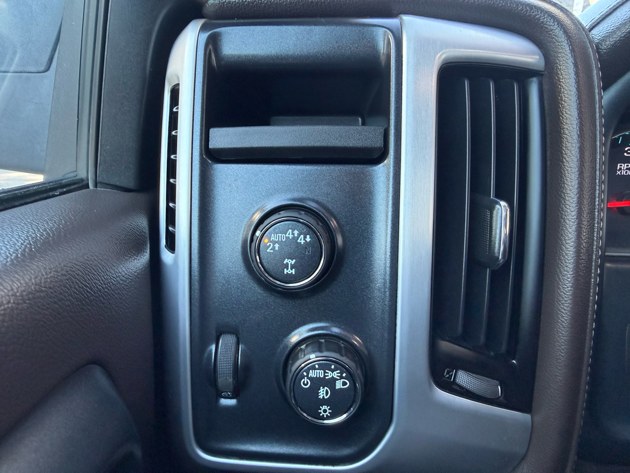 GMC Sierra 1500 SLE Crew Cab Long Box 4WD 2018