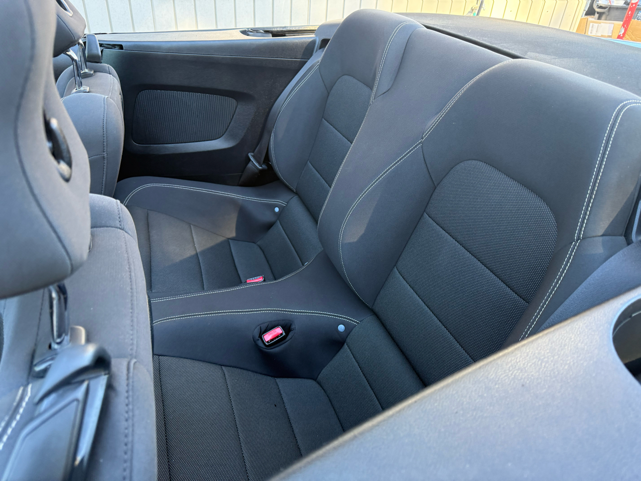 Ford Mustang V6 Convertible 2015