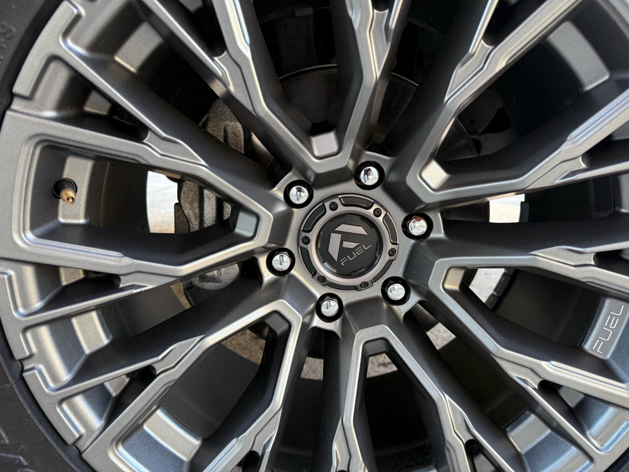 Chevrolet Silverado 1500 LT Crew Cab 2WD 2021