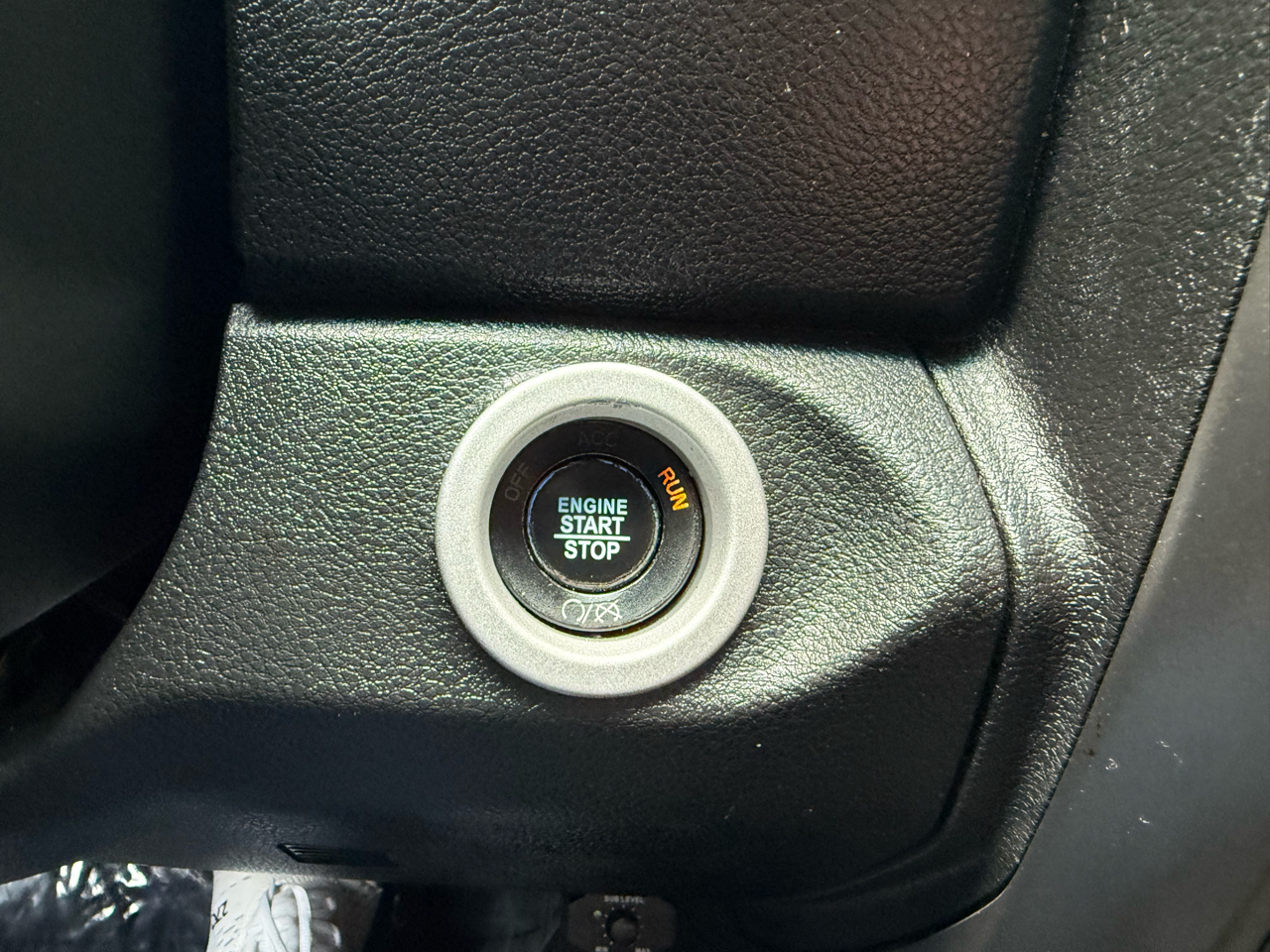 RAM 1500 Sport Crew Cab SWB 2WD 2018