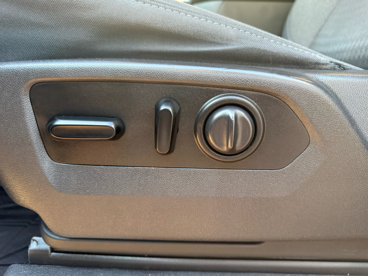 Chevrolet Silverado 1500 LT Trail Boss Crew Cab 4WD 2019