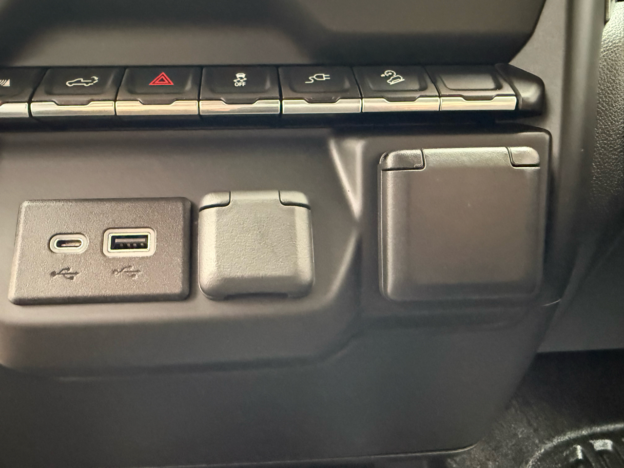 GMC Sierra 2500HD Pro Crew Cab 4WD SB 2023