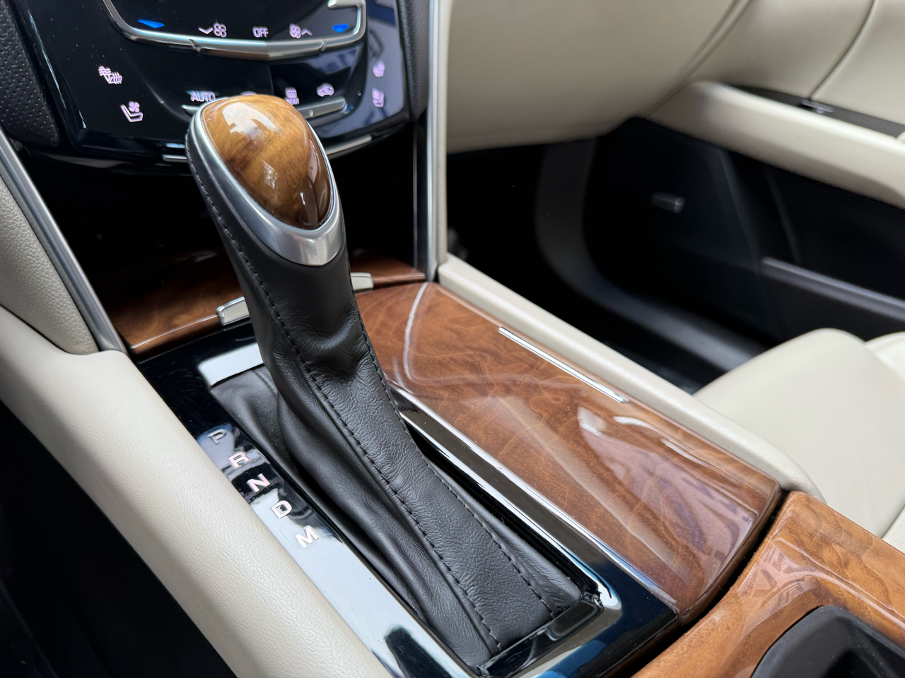 Cadillac XTS Luxury FWD 2019