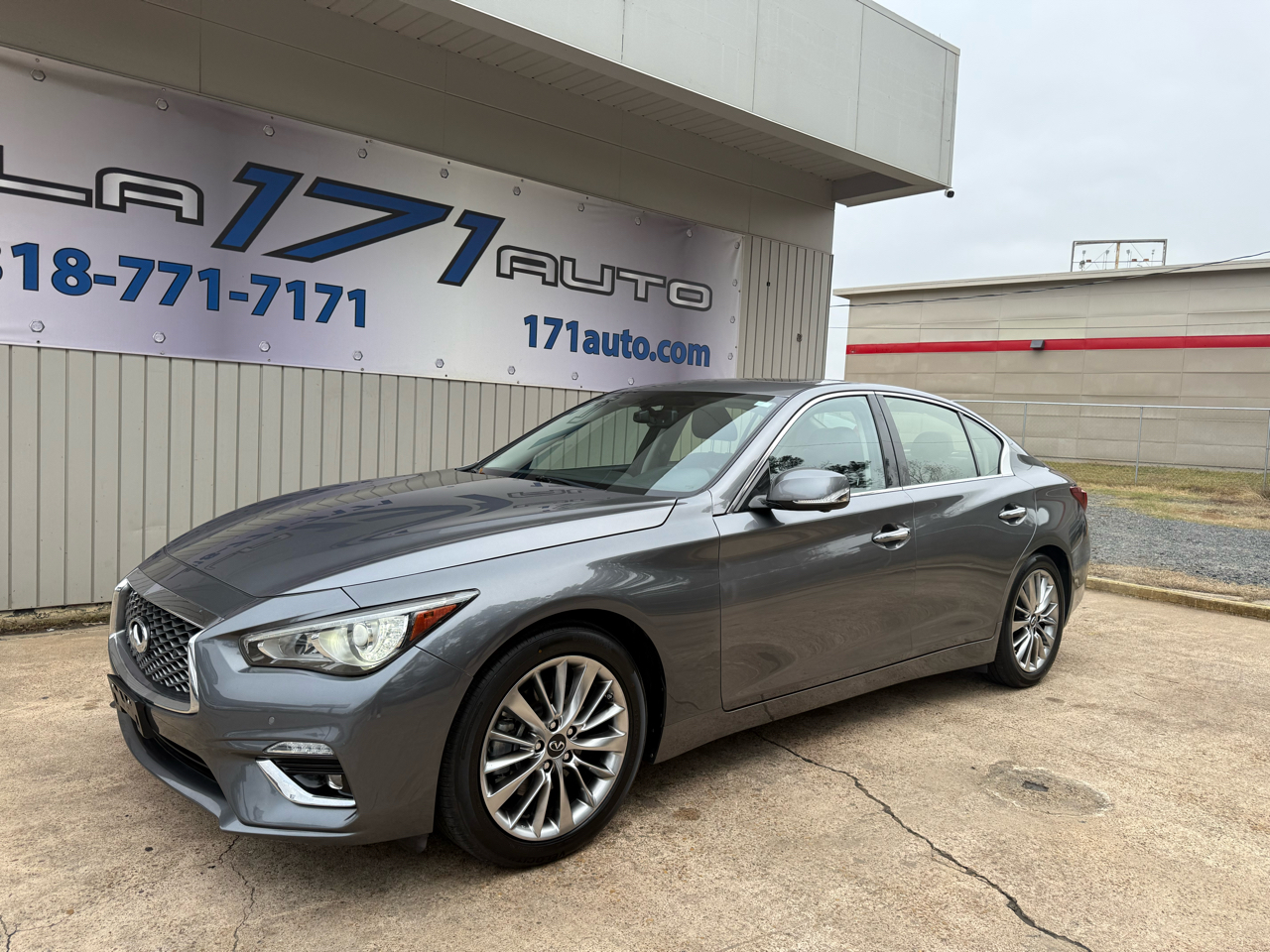 Infiniti Q50 3.0t LUXE 2021