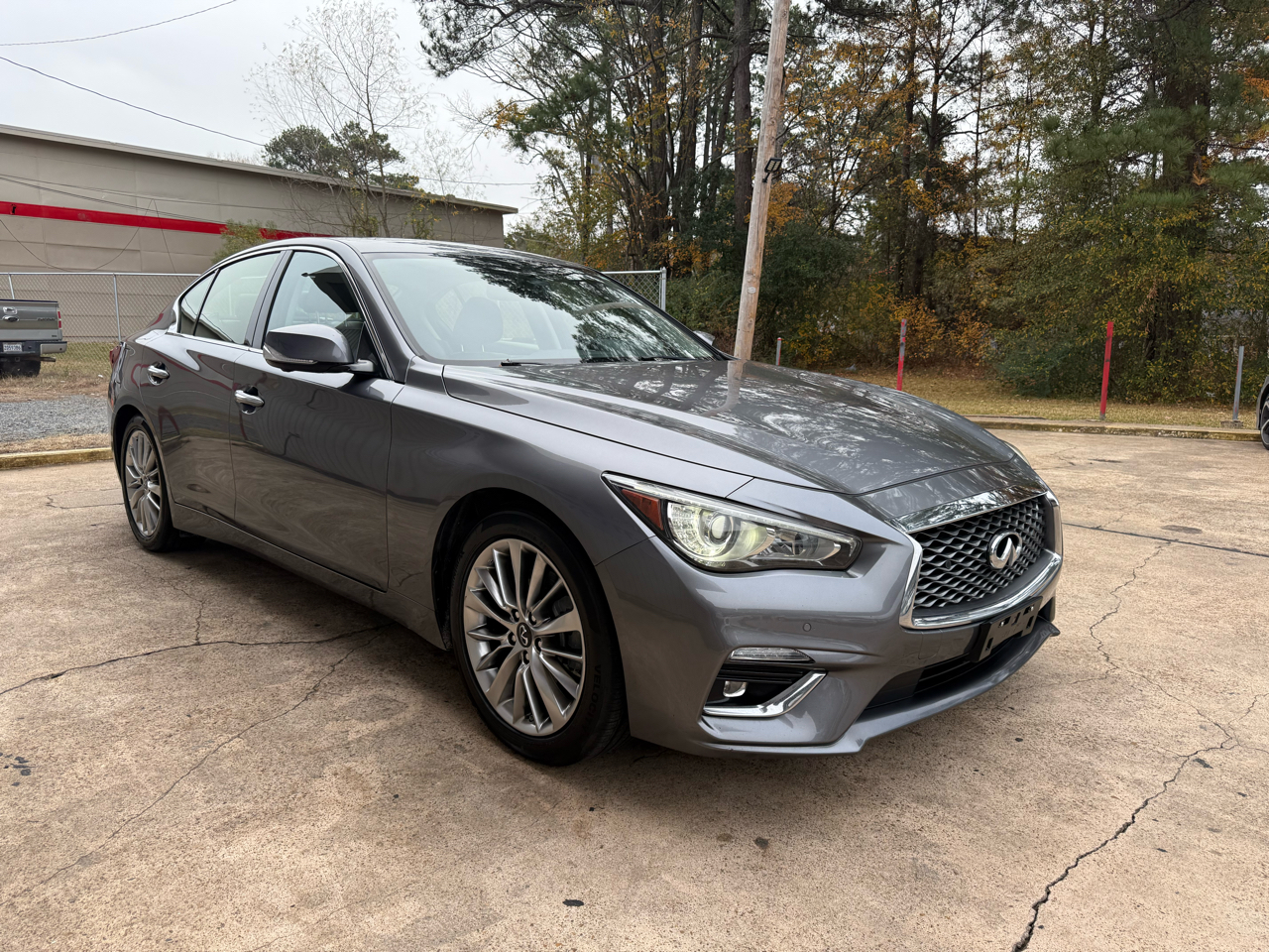 Infiniti Q50 3.0t LUXE 2021