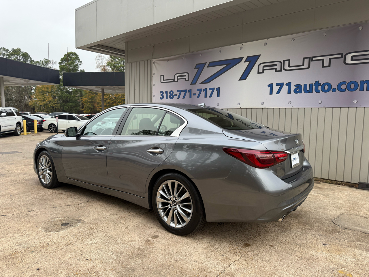 Infiniti Q50 3.0t LUXE 2021