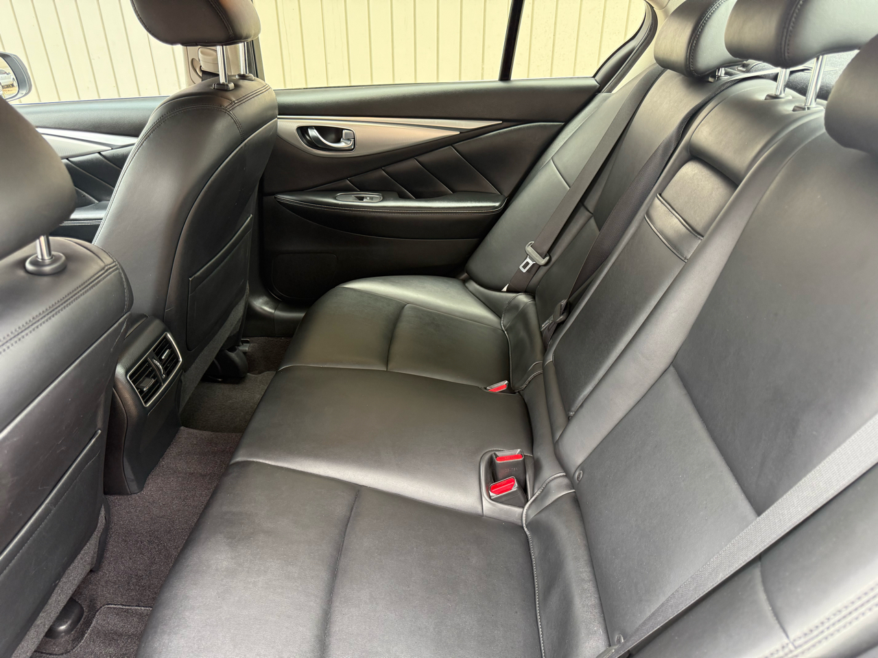 Infiniti Q50 3.0t LUXE 2021