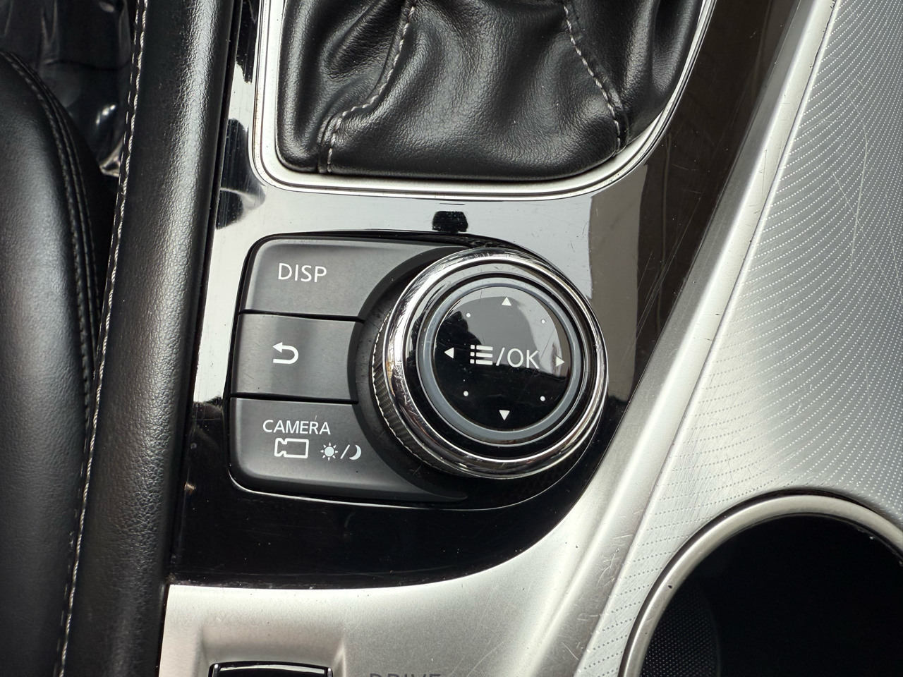 Infiniti Q50 3.0t LUXE 2021