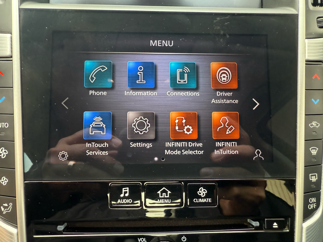 Infiniti Q50 3.0t LUXE 2021