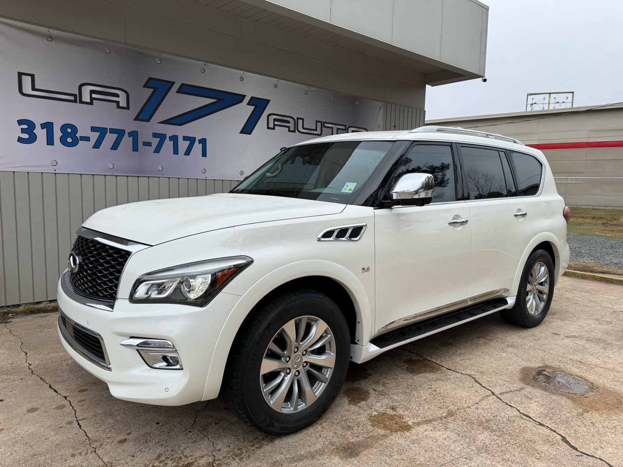 2016 INFINITI QX80 Limited's photo