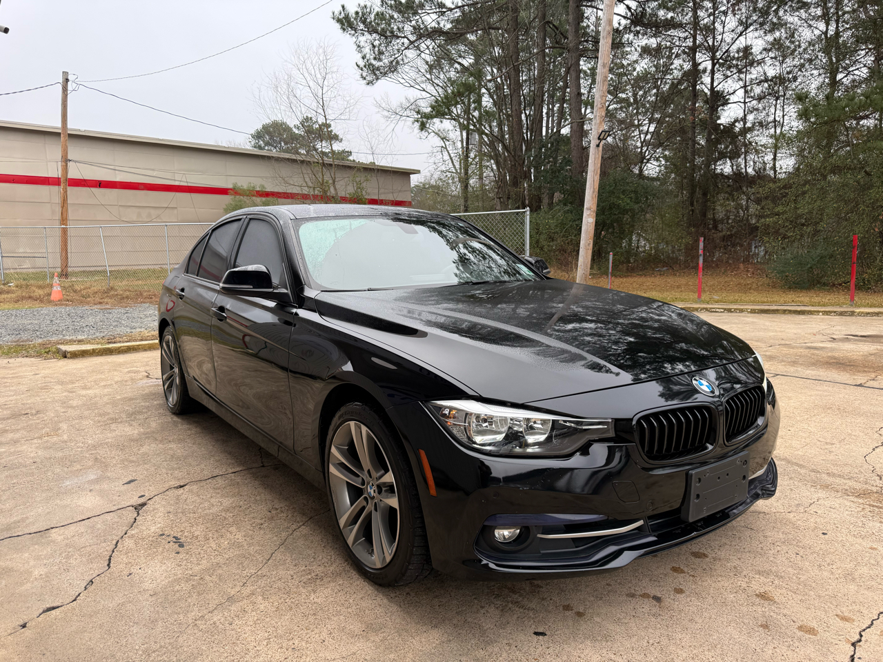 BMW 3-Series 330i SULEV Sedan 2017