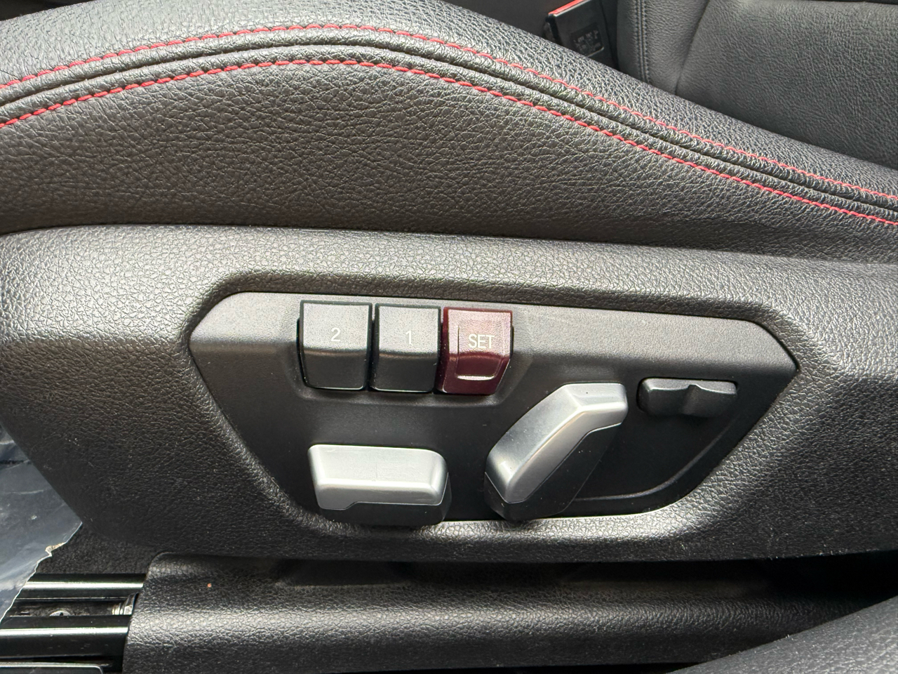 BMW 3-Series 330i SULEV Sedan 2017