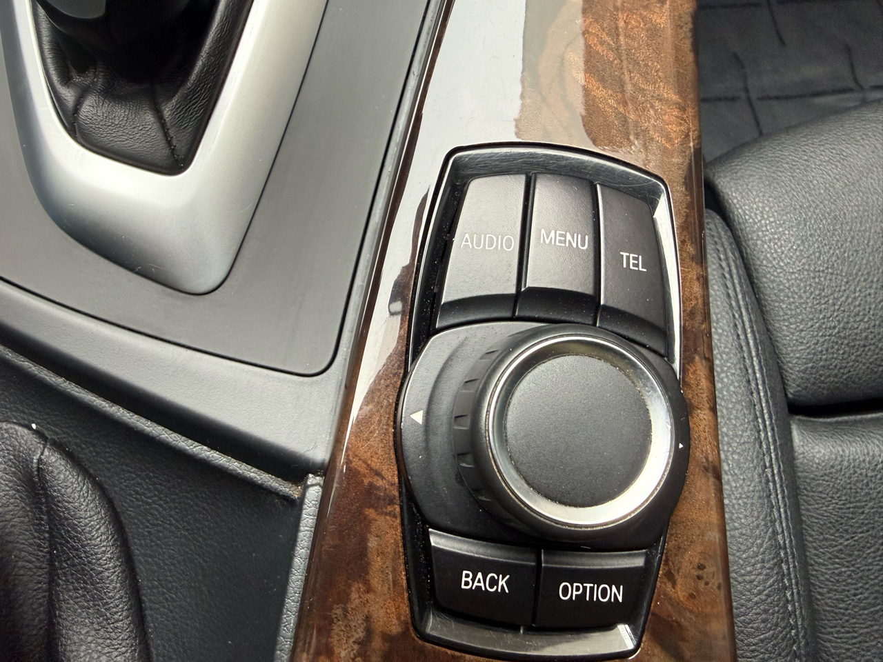 BMW 3-Series 330i SULEV Sedan 2017