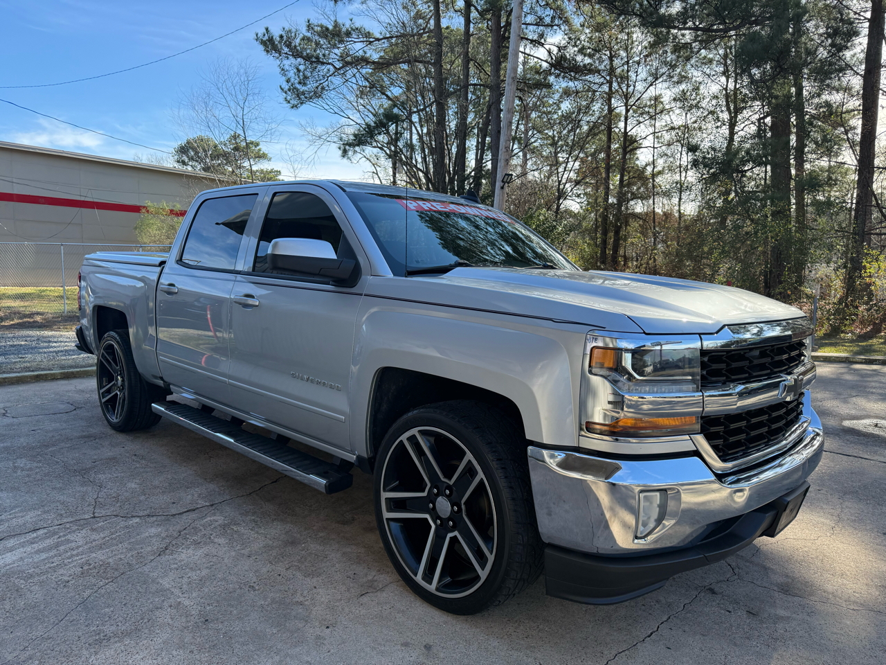 Chevrolet Silverado 1500 LT Crew Cab 2WD 2017