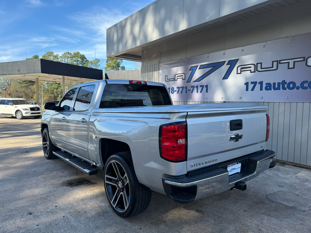Chevrolet Silverado 1500 LT Crew Cab 2WD 2017