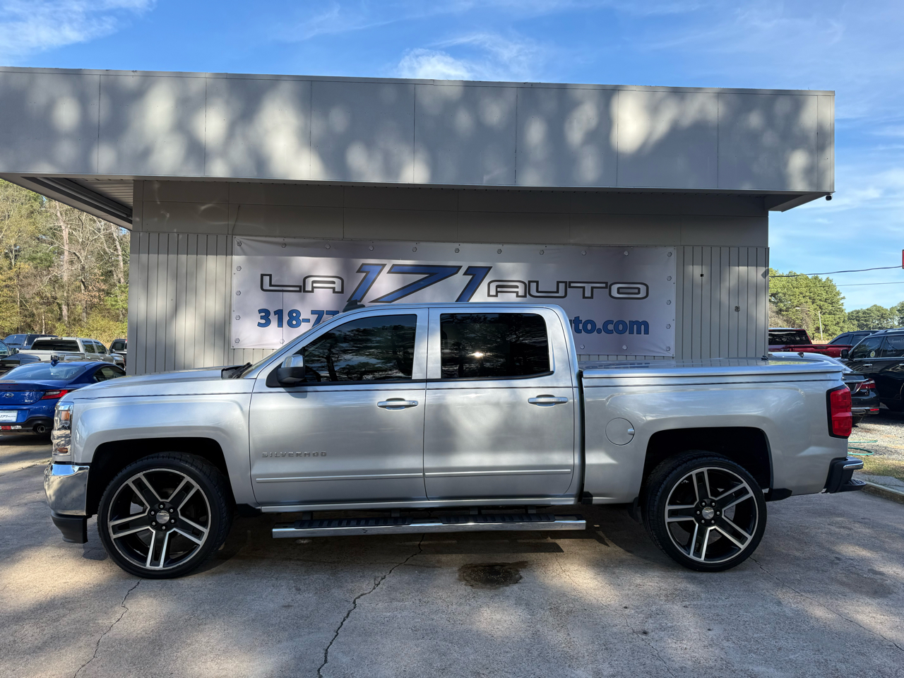 Chevrolet Silverado 1500 LT Crew Cab 2WD 2017