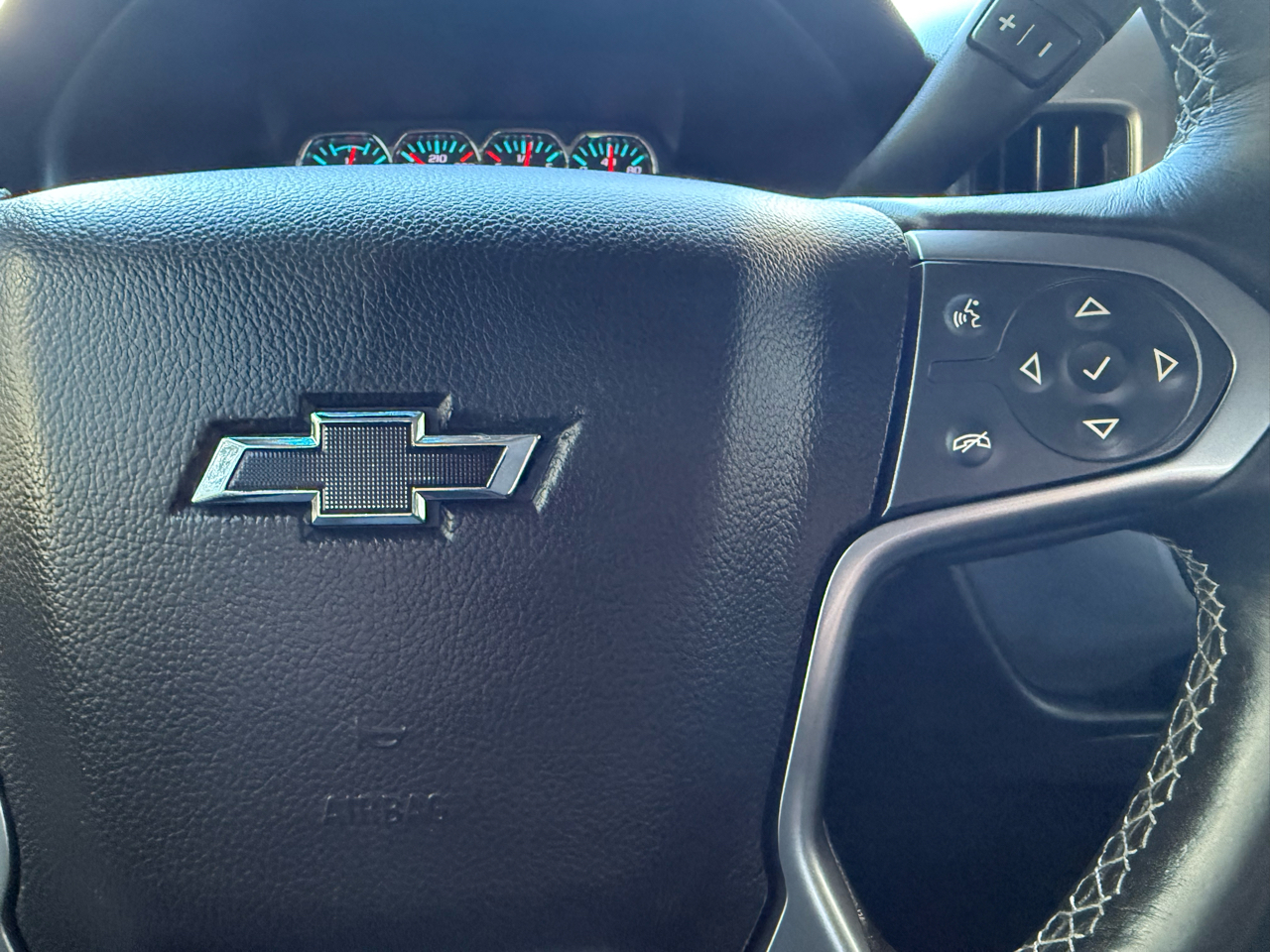 Chevrolet Silverado 1500 LT Crew Cab 2WD 2017