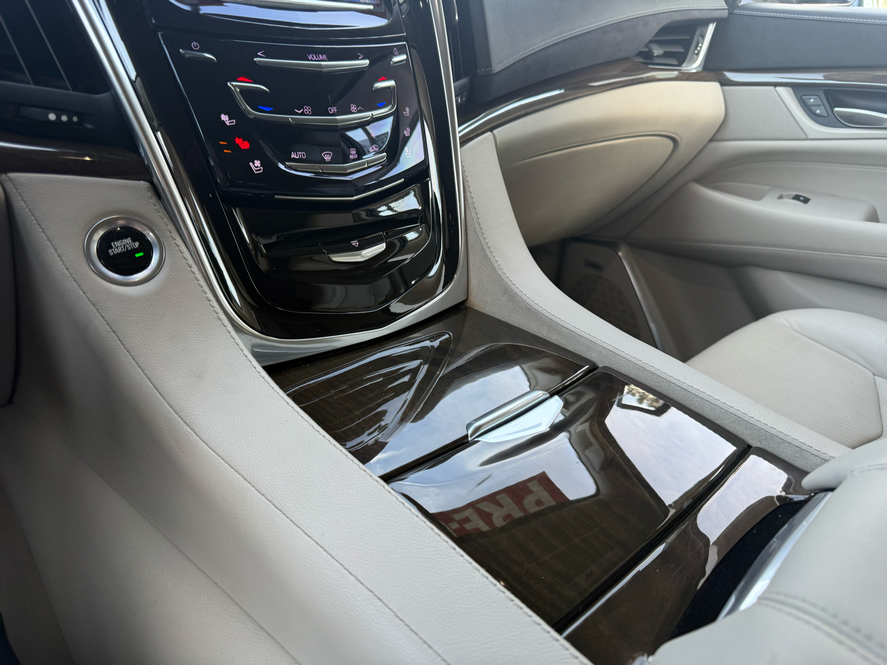 Cadillac Escalade ESV Luxury 4WD 2020