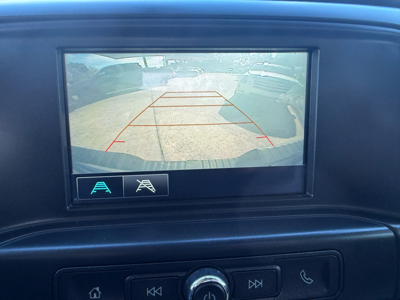 Chevrolet Silverado 1500 Custom Crew Cab 2WD 2018