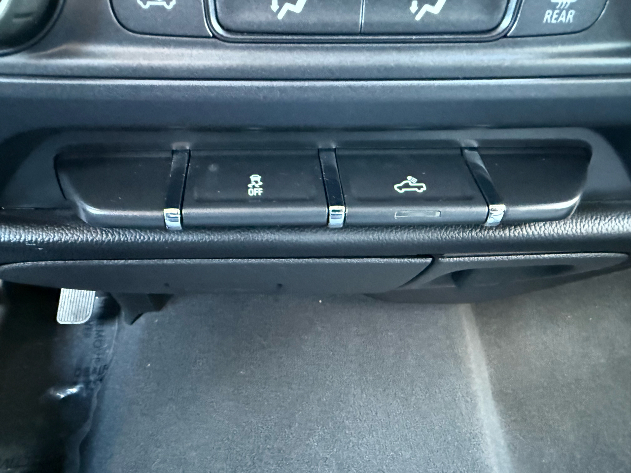 Chevrolet Silverado 1500 Custom Crew Cab 2WD 2018