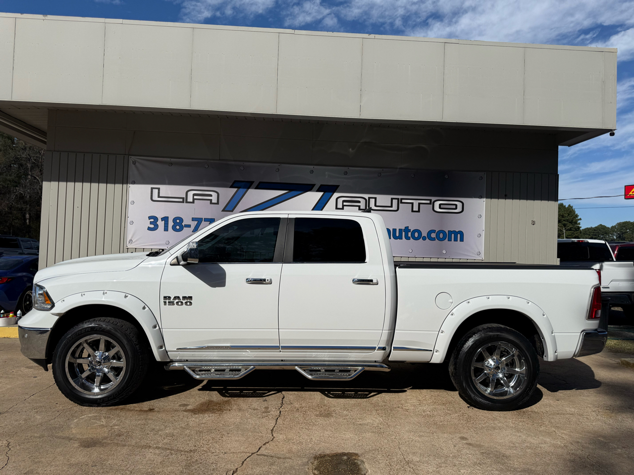 RAM 1500 Longhorn Crew Cab LWB 4WD 2016