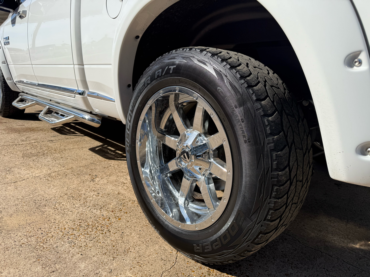 RAM 1500 Longhorn Crew Cab LWB 4WD 2016