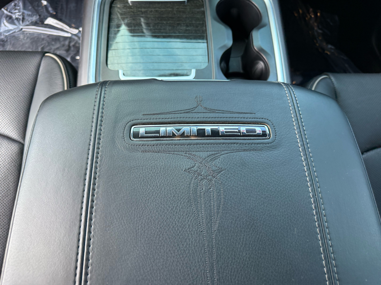 RAM 1500 Longhorn Crew Cab LWB 4WD 2016