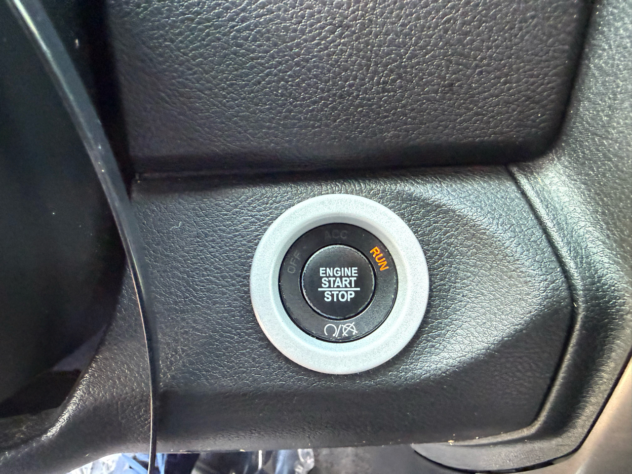 RAM 1500 Longhorn Crew Cab LWB 4WD 2016