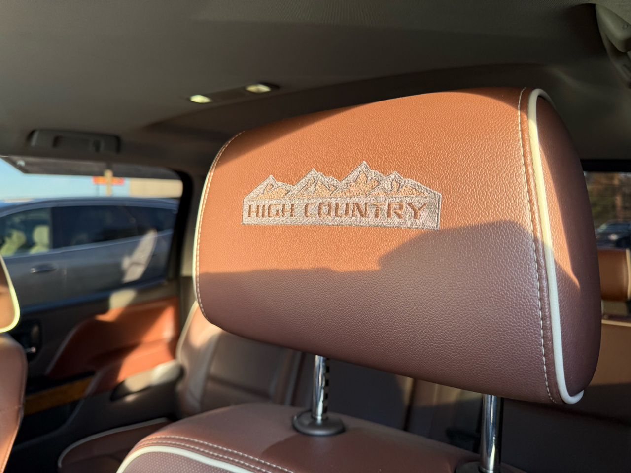 Chevrolet Silverado 1500 High Country Crew Cab Long Box 2WD 2016