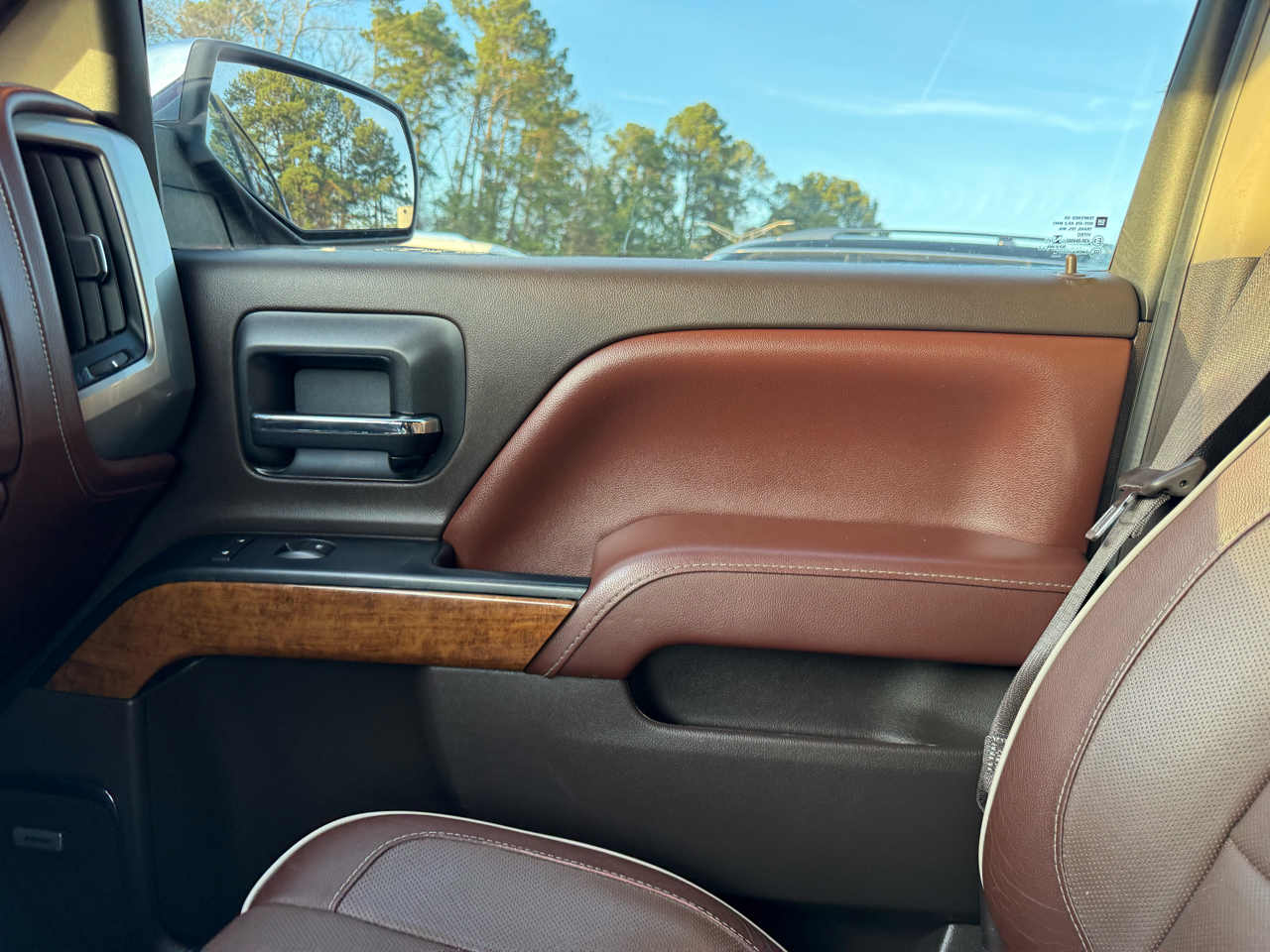 Chevrolet Silverado 1500 High Country Crew Cab Long Box 2WD 2016