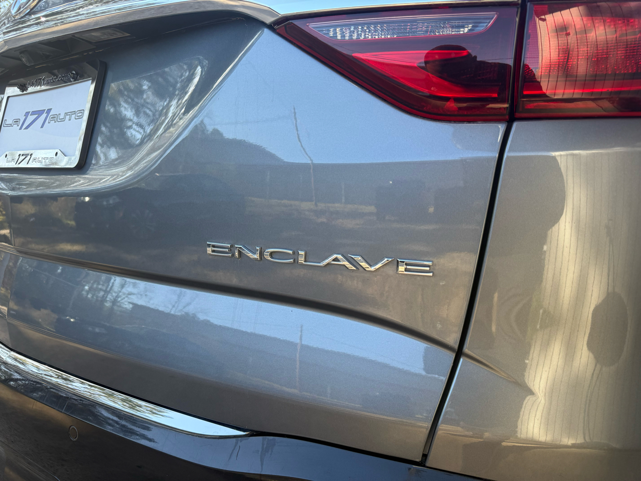 Buick Enclave Essence FWD 2019