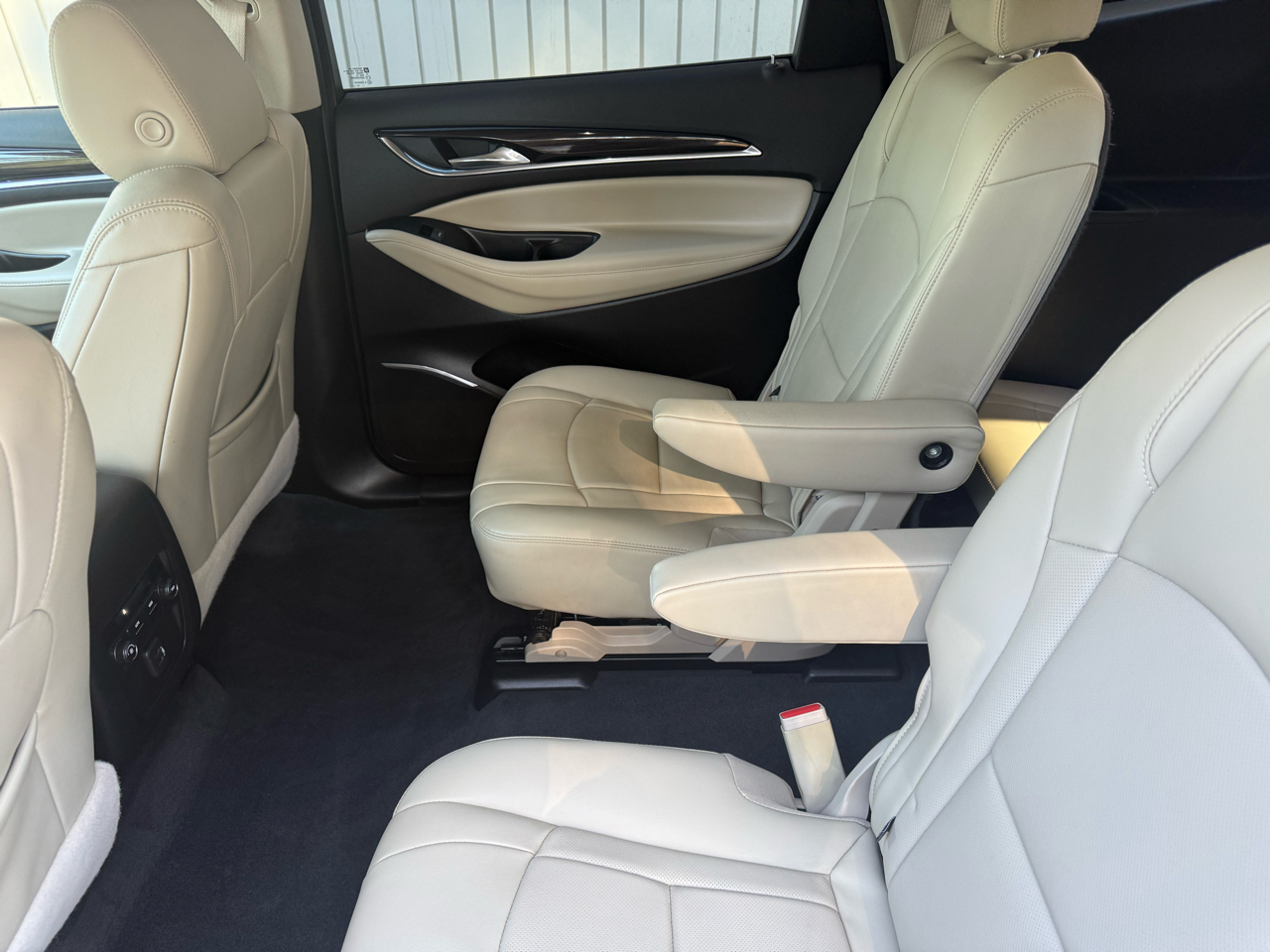 Buick Enclave Essence FWD 2019