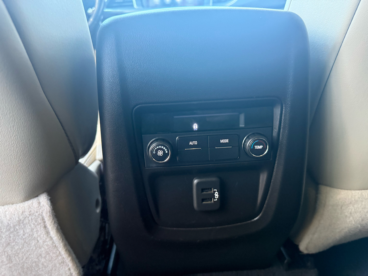 Buick Enclave Essence FWD 2019