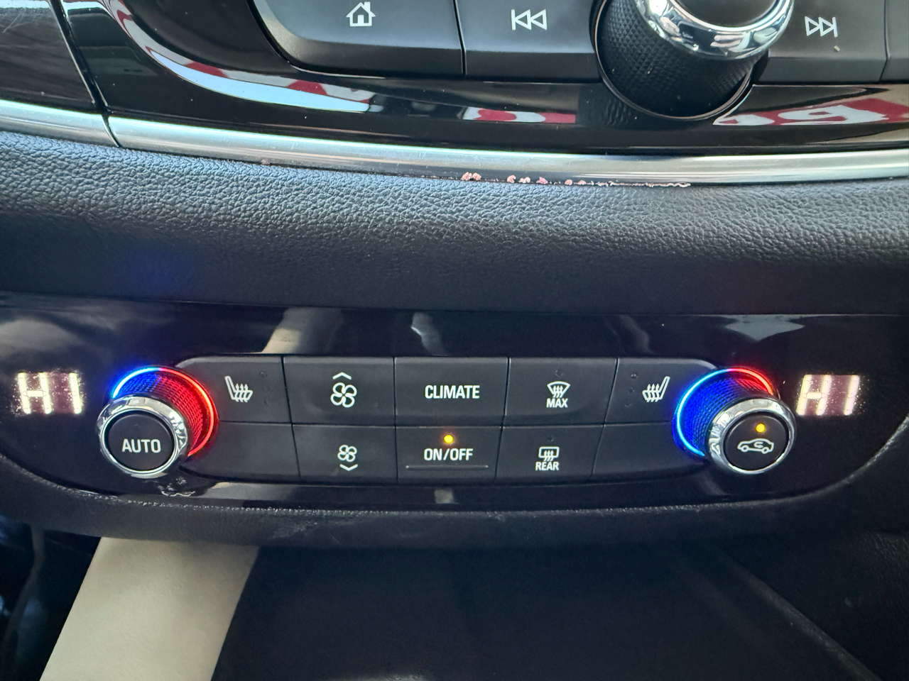 Buick Enclave Essence FWD 2019