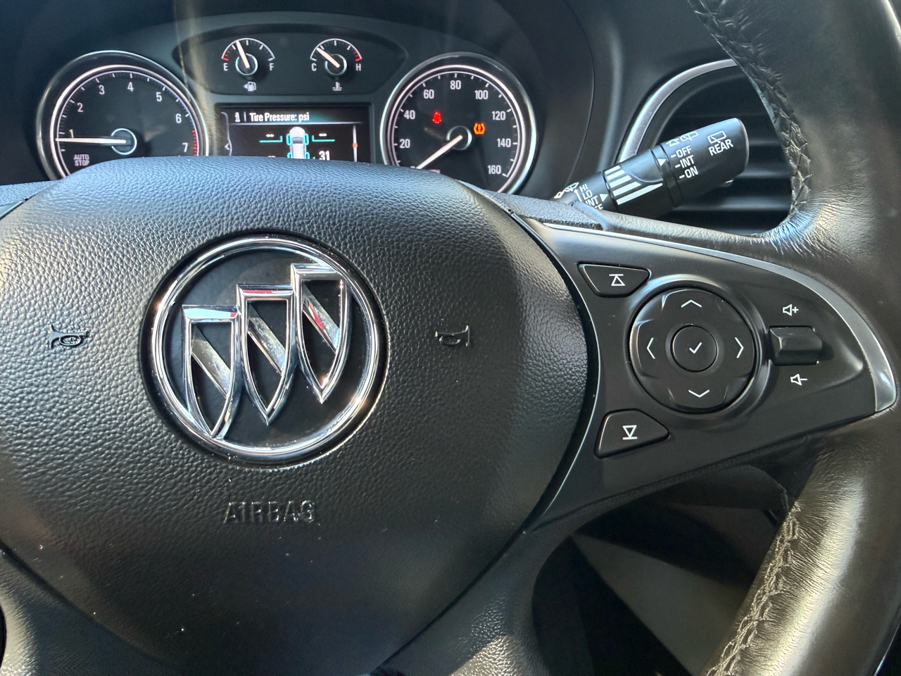 Buick Enclave Essence FWD 2019