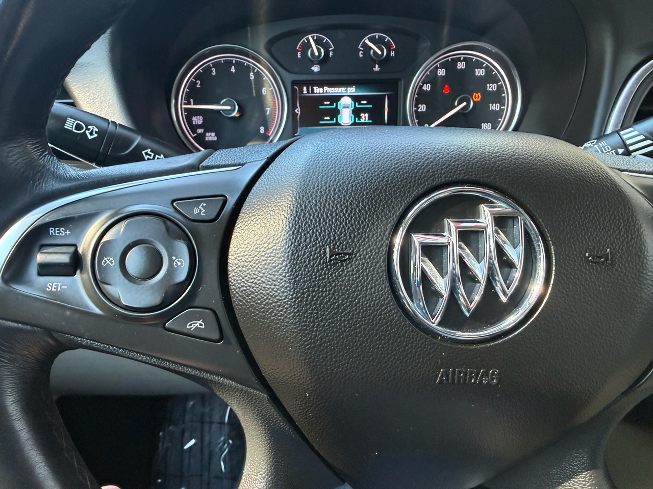 Buick Enclave Essence FWD 2019