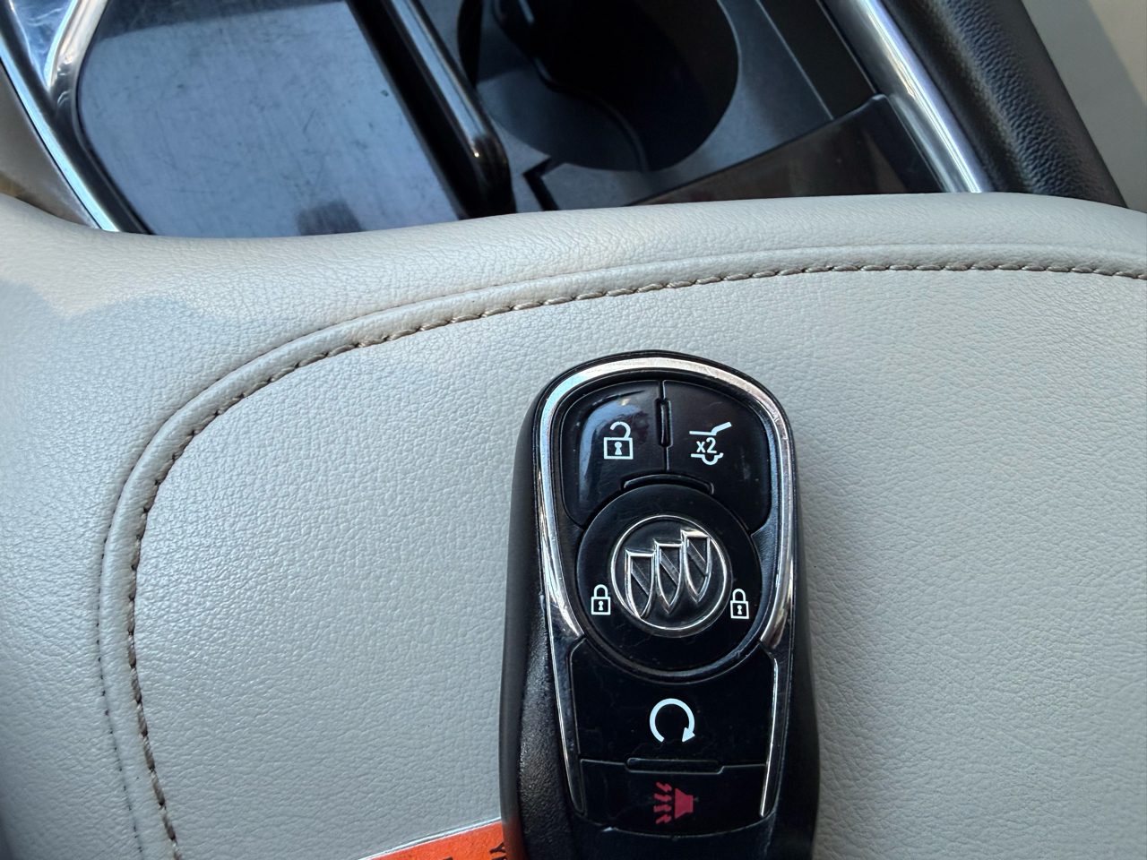 Buick Enclave Essence FWD 2019