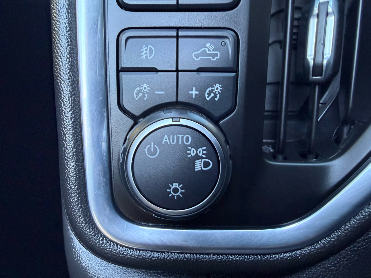 Chevrolet Silverado 1500 LT Trail Boss Crew Cab 4WD 2021