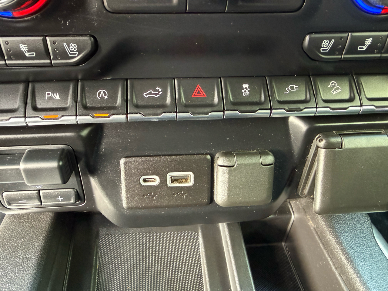 Chevrolet Silverado 1500 LTZ Crew Cab 4WD 2021