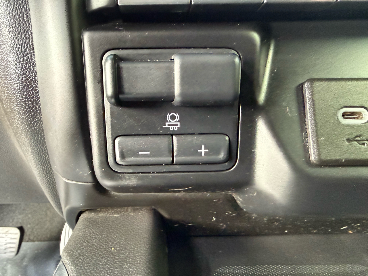 Chevrolet Silverado 1500 LTZ Crew Cab 4WD 2021