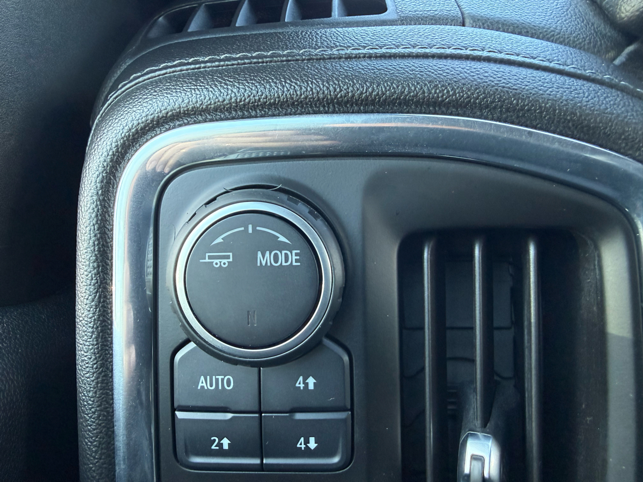 Chevrolet Silverado 1500 LTZ Crew Cab 4WD 2021