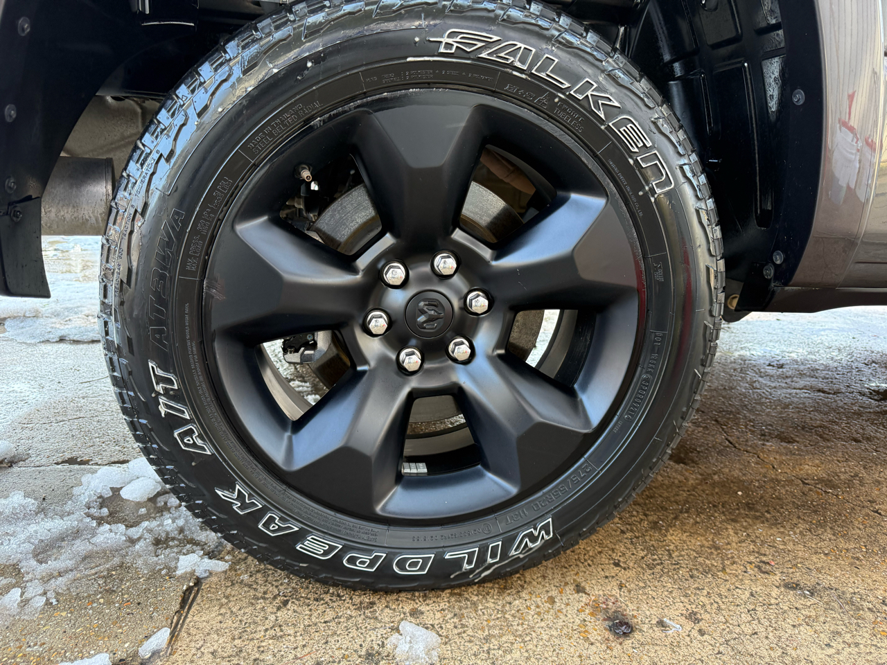 RAM 1500 Laramie Crew Cab LWB 4WD 2022