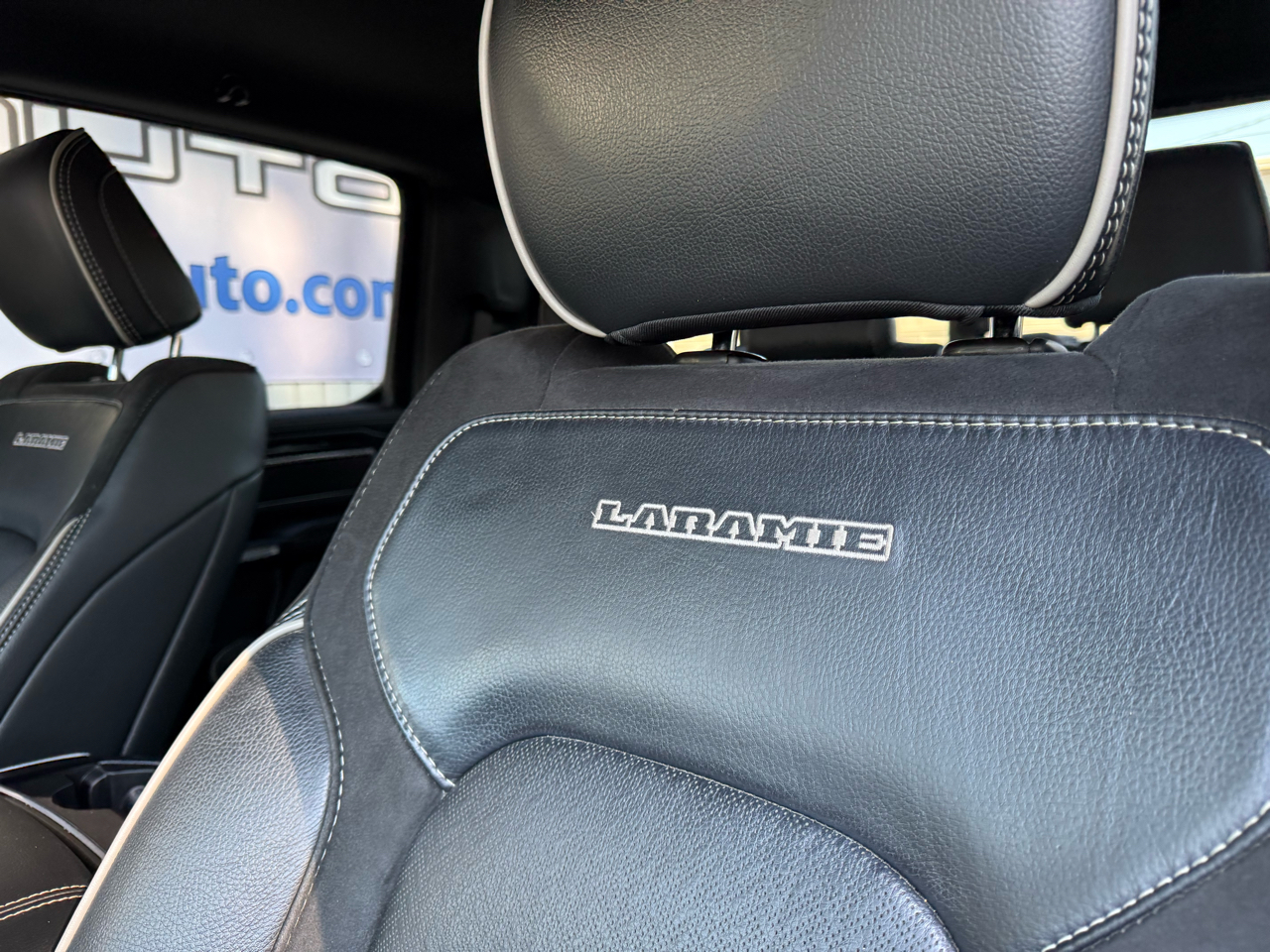 RAM 1500 Laramie Crew Cab LWB 4WD 2022