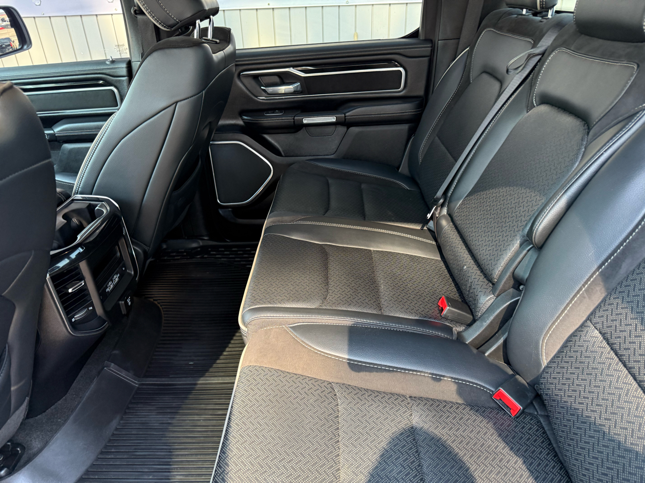 RAM 1500 Laramie Crew Cab LWB 4WD 2022