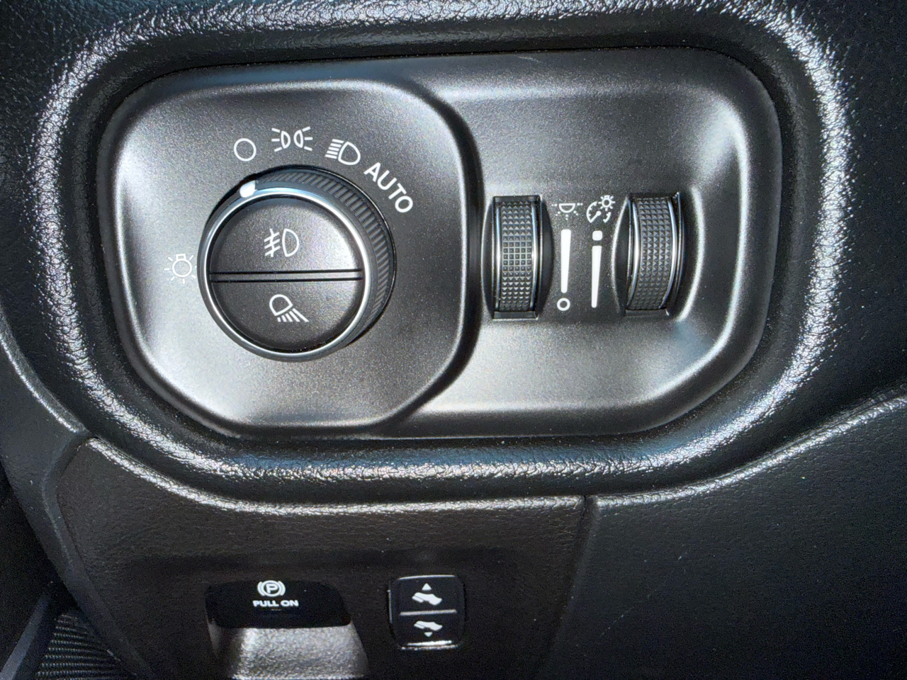 RAM 1500 Laramie Crew Cab LWB 4WD 2022